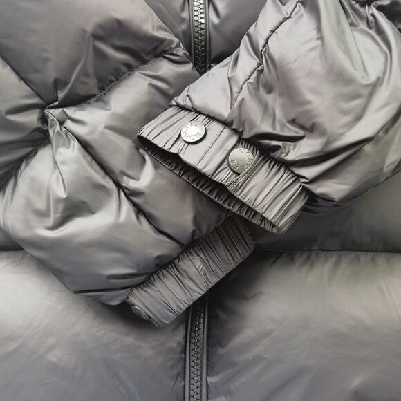 Moncler Short Down Jacket In Black - Picture 6 of 10